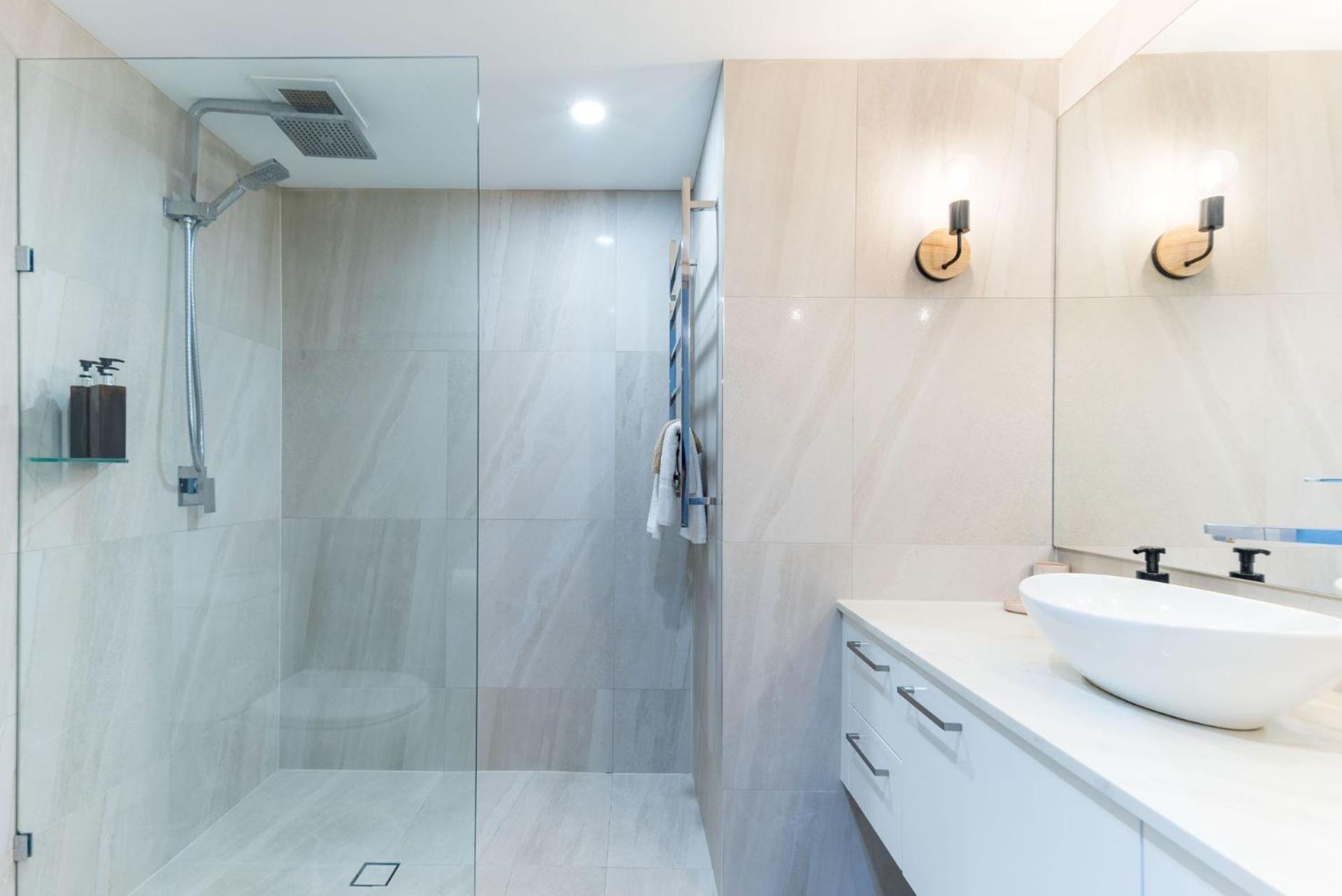 Charming 2br Ocean View Apartment